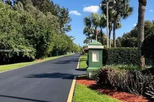 319 Colony Ln, Fort Pierce, FL 34982 - Photo 33