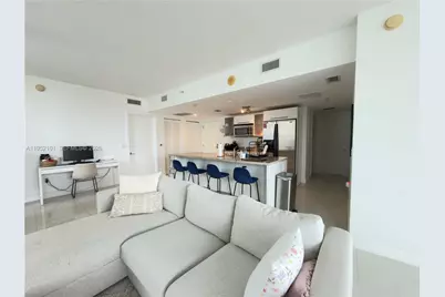 185 SW 7th St #2711, Miami, FL 33130 - Photo 3