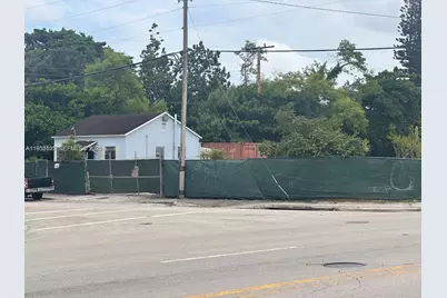 1630 NW 51st St, Miami, FL 33142 - Photo 5