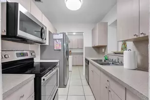 10451 SW 150th Terrace, Miami, FL 33176 - Photo 11