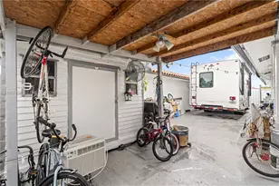 6919 W 29th Way, Hialeah, FL 33018 - Photo 21