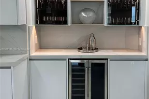 5701 Collins Ave, Miami Beach, FL 33140 - Photo 9