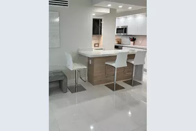 5701 Collins Ave #1221, Miami Beach, FL 33140 - Photo 7