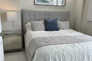 5701 Collins Ave, Miami Beach, FL 33140 - Photo 25