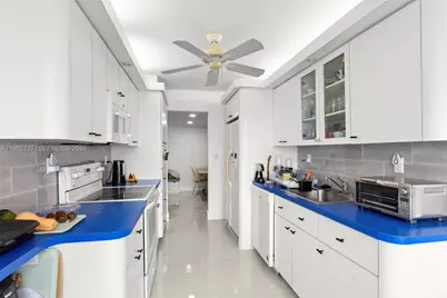 18031 Biscayne Blvd #1604, Aventura, FL 33160 - Photo 5