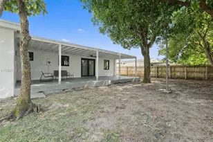 6950 W 10th Ave, Hialeah, FL 33014 - Photo 39