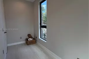 1637 Monroe St, Hollywood, FL 33020 - Photo 11