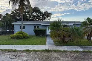 15860 SW 102 Pl, Miami, FL 33157 - Photo 1