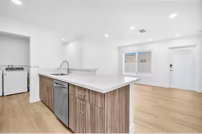 1401 N 70th Ter, Hollywood, FL 33024 - Photo 9