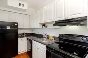 934 Michigan Ave, Miami Beach, FL 33139 - Photo 11