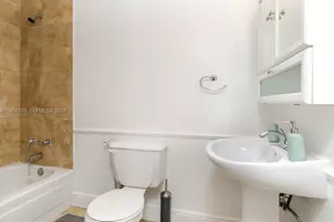 934 Michigan Ave, Miami Beach, FL 33139 - Photo 17