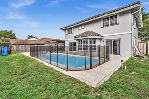 821 Somerset Ave, Davie, FL 33325 - Photo 47