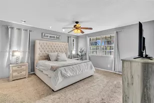 821 Somerset Ave, Davie, FL 33325 - Photo 19