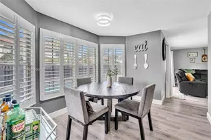 821 Somerset Ave, Davie, FL 33325 - Photo 39