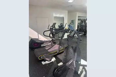 8145 NW 7th St #307, Miami, FL 33126 - Photo 29