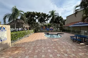 650 NW 86th Pl, Miami, FL 33126 - Photo 17