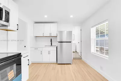 2419 Coolidge St #1, Hollywood, FL 33020 - Photo 7