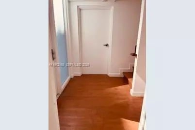 601 NE 23rd St #TH4, Miami, FL 33137 - Photo 3