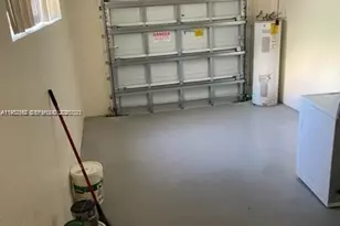 879 NW 81st Way, Plantation, FL 33324 - Photo 31