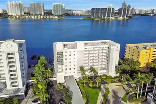 17800 N Bay Rd, Sunny Isles Beach, FL 33160 - Photo 33