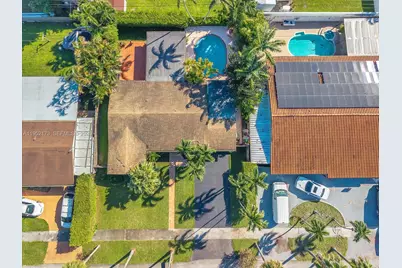 1300 W 77th St, Hialeah, FL 33014 - Photo 33