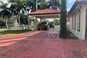 450 NW 130th Ave, Miami, FL 33182 - Photo 3