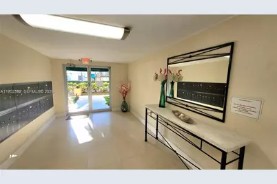 9360 Fontainebleau Blvd #603, Miami, FL 33172 - Photo 13