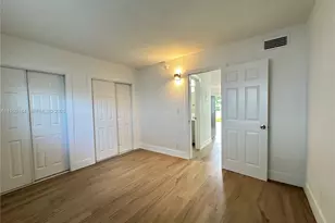 3616 NE 11th Ave, Oakland Park, FL 33334 - Photo 9