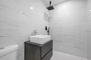 8281 NE 2nd Ct, Miami, FL 33138 - Photo 11