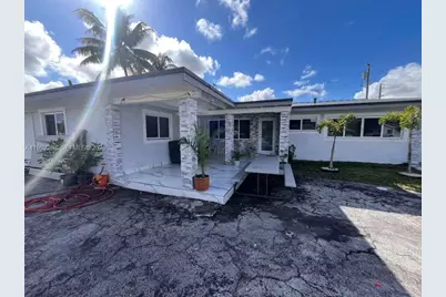 19700 NW 6th Pl, Miami Gardens, FL 33169 - Photo 5