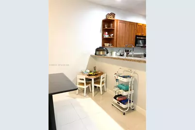10780 NW 74th Ln, Doral, FL 33178 - Photo 17