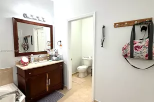 10780 NW 74th Ln, Doral, FL 33178 - Photo 49