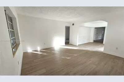 74 NW 31st Street #1, Miami, FL 33127 - Photo 3