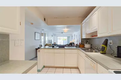79901 Overseas Higway #204, Islamorada, FL 33036 - Photo 5