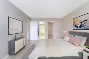 9678 Fontainebleau Blvd, Miami, FL 33172 - Photo 11