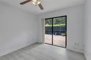 1050 Summit Trail Cir, West Palm Beach, FL 33415 - Photo 13