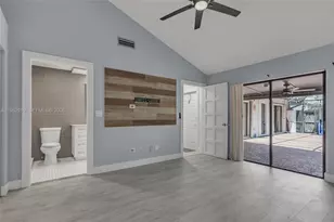 1050 Summit Trail Cir, West Palm Beach, FL 33415 - Photo 23