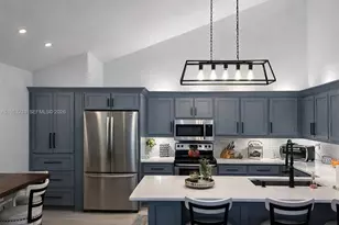 1050 Summit Trail Cir, West Palm Beach, FL 33415 - Photo 1