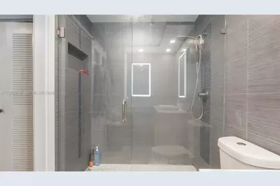 1050 Summit Trail Cir #B, West Palm Beach, FL 33415 - Photo 5