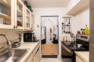 9490 SW 77th Ave, Miami, FL 33156 - Photo 11