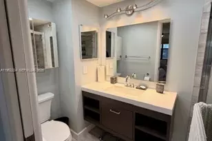 10405 Sunrise Lakes Blvd, Sunrise, FL 33322 - Photo 19