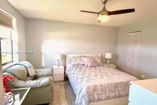 10405 Sunrise Lakes Blvd, Sunrise, FL 33322 - Photo 17