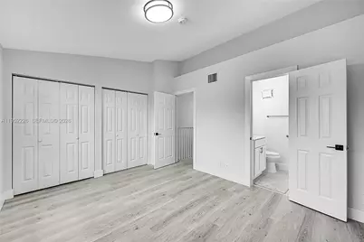 2699 NE 15th St, Pompano Beach, FL 33062 - Photo 15