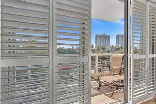 3675 N Country Club Dr, Aventura, FL 33180 - Photo 7