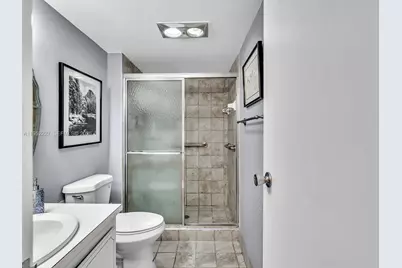 3675 N Country Club Dr #409, Aventura, FL 33180 - Photo 29