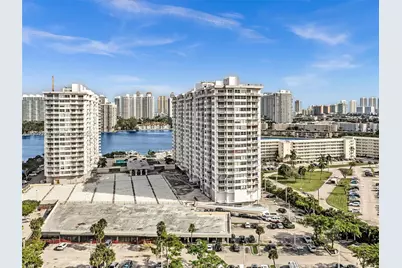 3675 N Country Club Dr #409, Aventura, FL 33180 - Photo 31