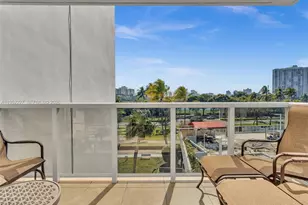 3675 N Country Club Dr, Aventura, FL 33180 - Photo 11