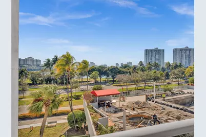 3675 N Country Club Dr #409, Aventura, FL 33180 - Photo 13