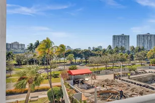 3675 N Country Club Dr, Aventura, FL 33180 - Photo 13