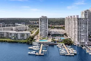 3675 N Country Club Dr, Aventura, FL 33180 - Photo 51